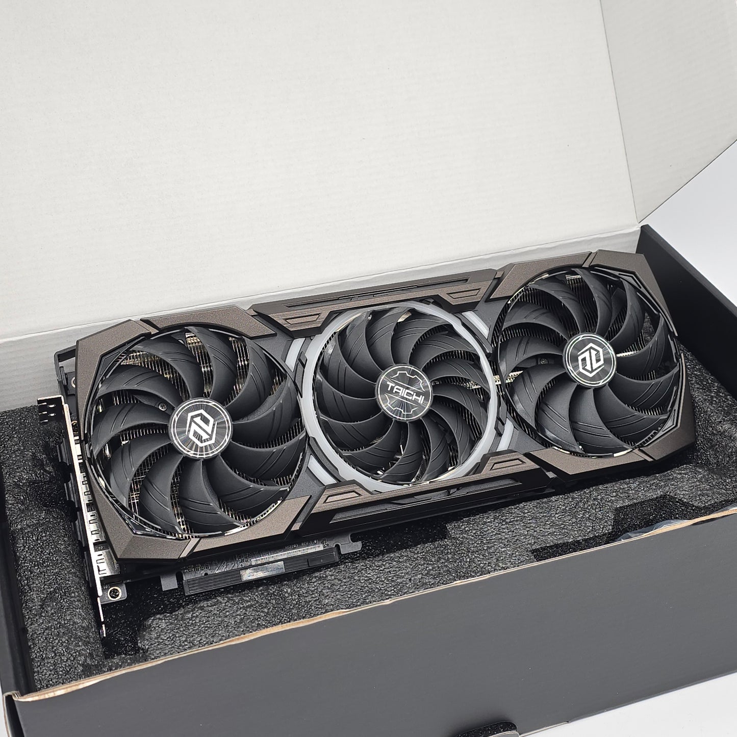 RX 7900XTX ASRock Taichi OC 24GB, AMD Radeon Gaming Graphics Card GPU