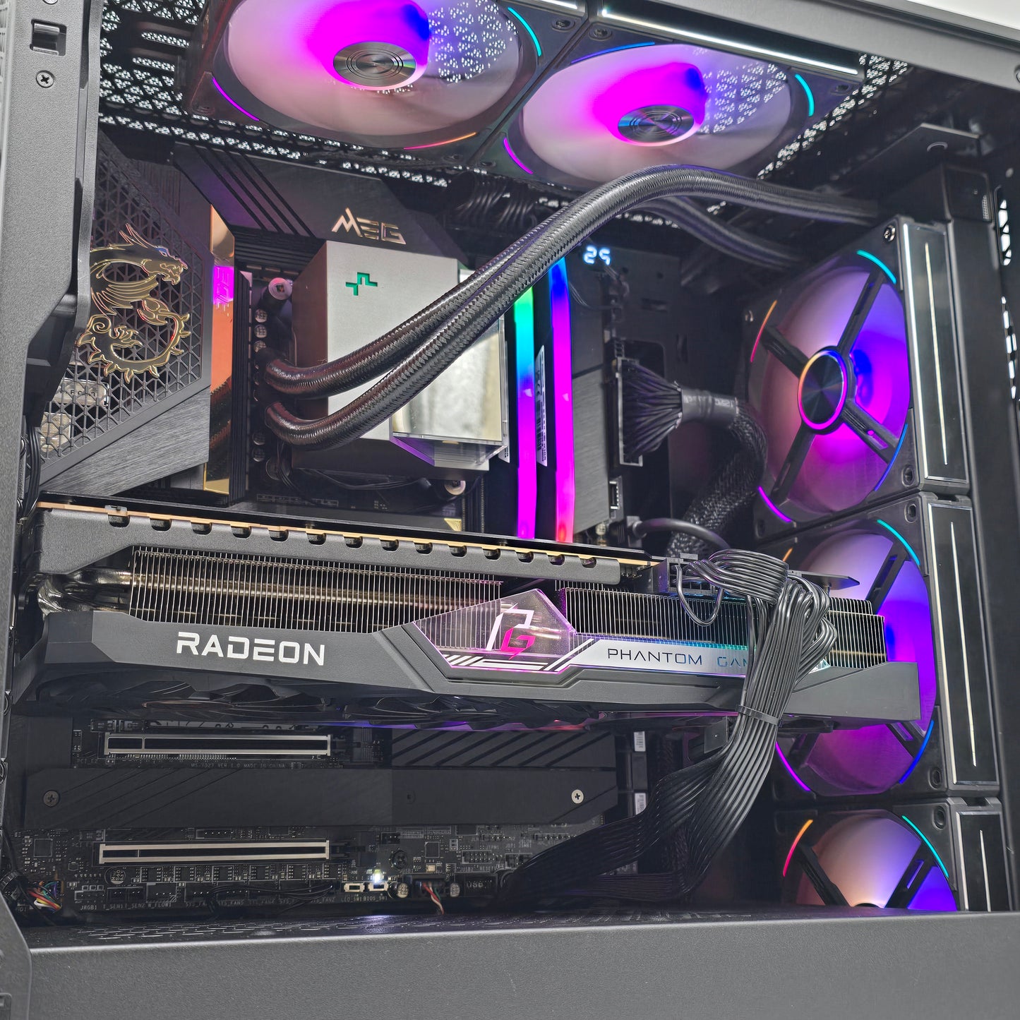 RX 7900XTX, Intel i9-14900K, 64GB DDR5, 2TB NVMe, Custom Liquid Cooled Gaming PC