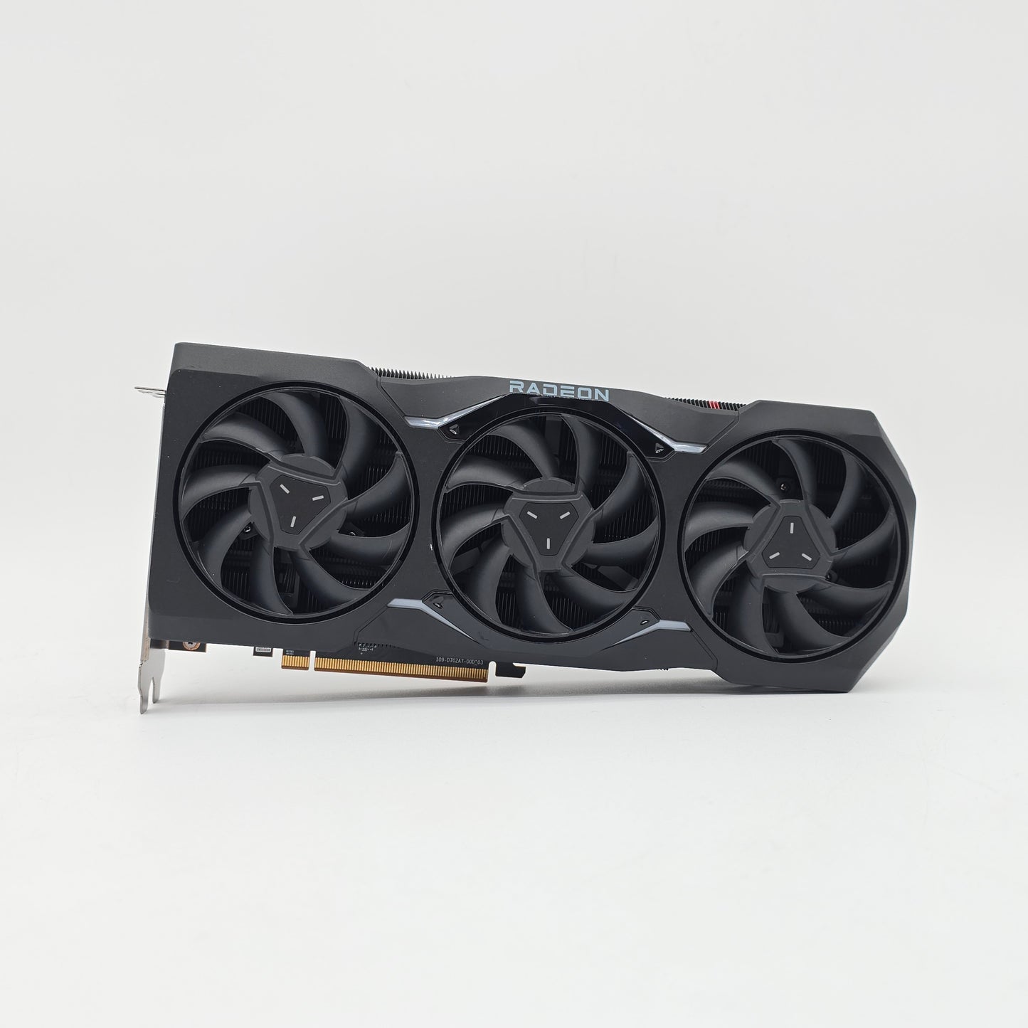 RX 7900XTX Reference Edition 24GB, AMD Radeon Gaming Graphics Card GPU