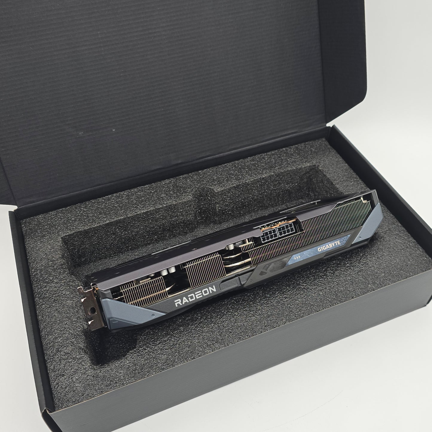 RX 9070 Gigabyte Gaming OC 16GB, AMD Radeon Gaming Graphics Card GPU