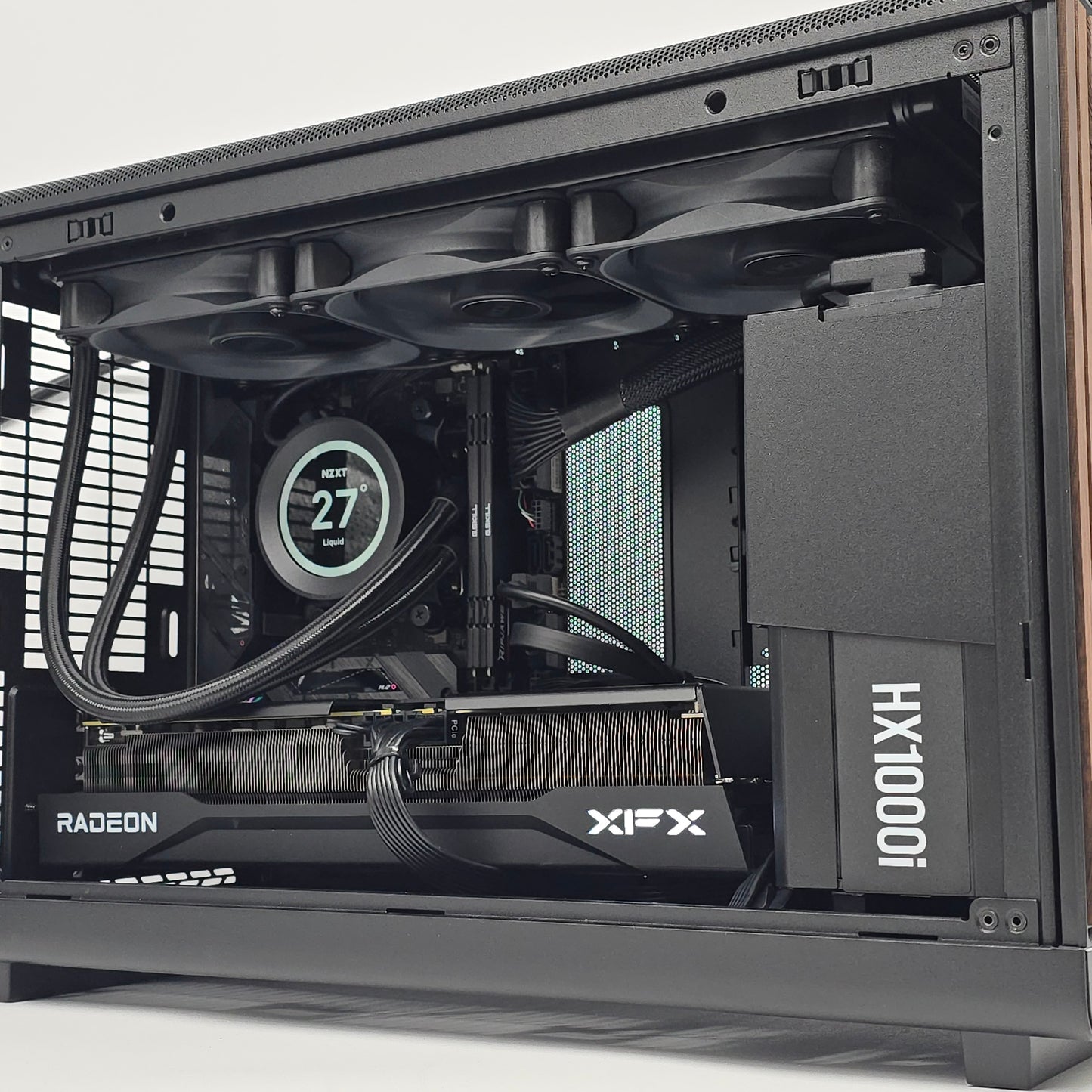RX 9070 XT, Ryzen 7 7800X3D, 32GB DDR5, 2TB NVMe, Custom Mini-ITX Liquid Cooled Gaming PC
