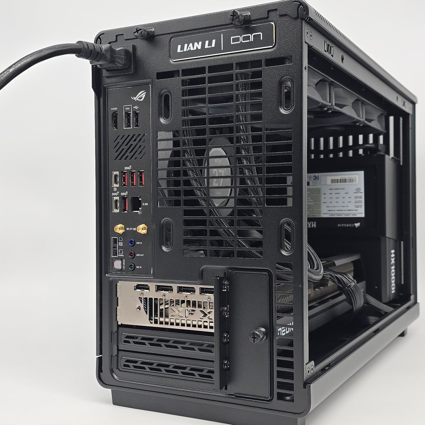 RX 9070 XT, Ryzen 7 7800X3D, 32GB DDR5, 2TB NVMe, Custom Mini-ITX Liquid Cooled Gaming PC