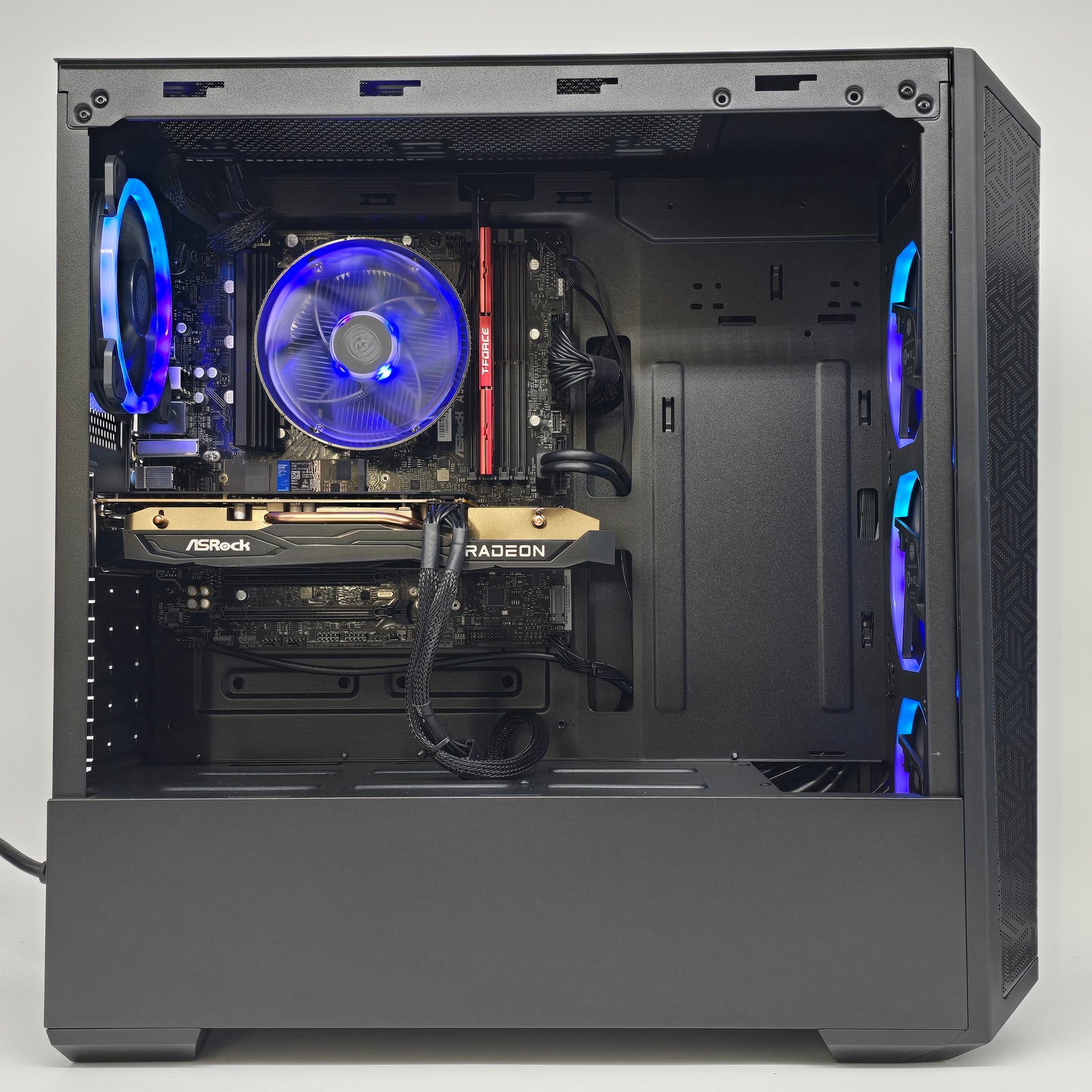 RX 7600, Ryzen 5 7600, 16GB DDR5, 1TB NVMe, Custom RGB Gaming PC