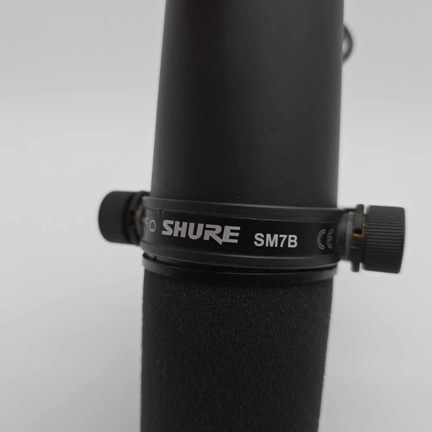 Shure SM7B Dynamic Vocal Microphone for Podcasting, Streaming, Broadcasting