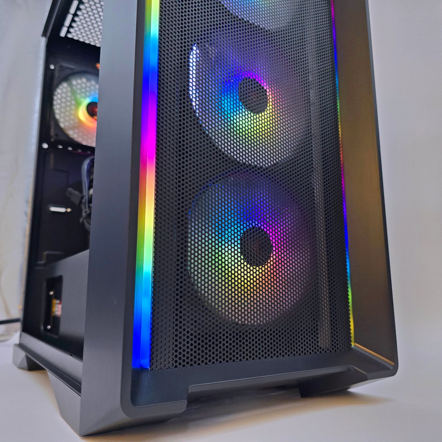 RTX 4060, Intel i5-13400F, 16GB RAM, 1TB NVMe, Skytech Nebula Prebuilt Desktop Gaming PC