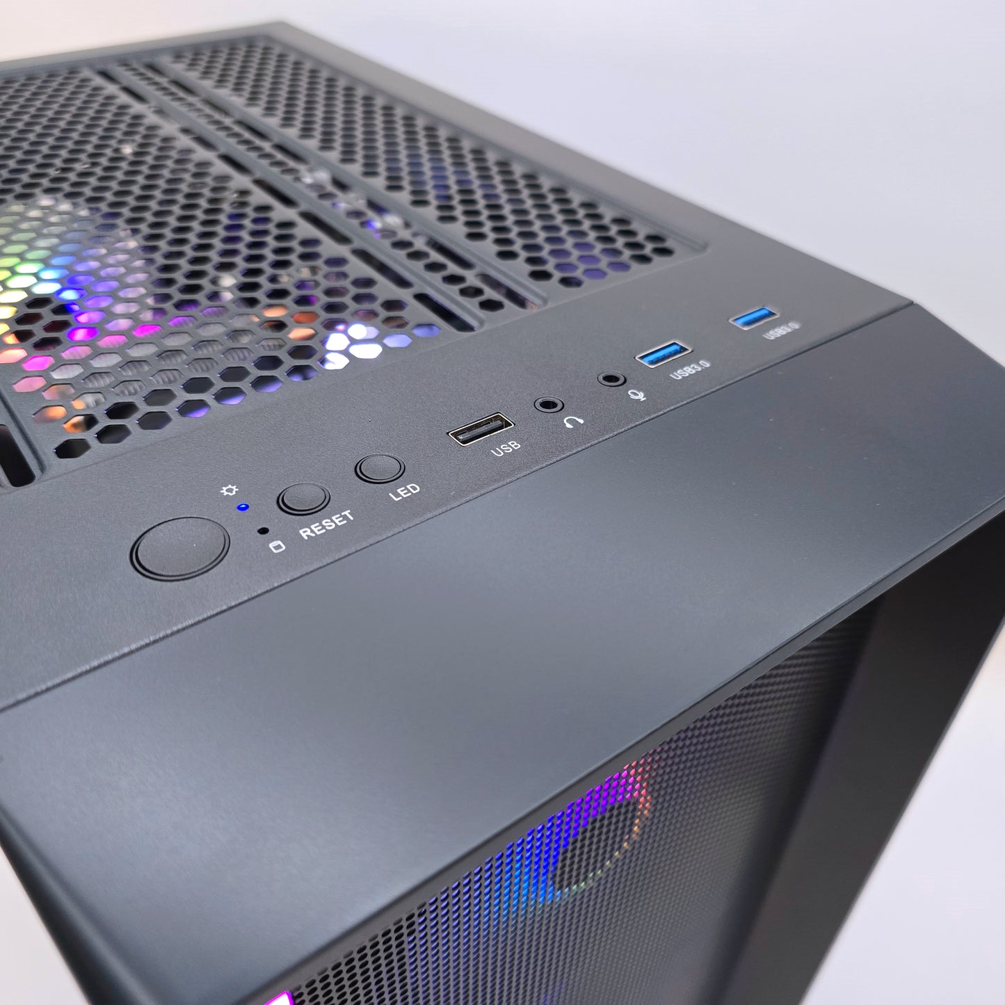 RTX 4060, Intel i5-13400F, 16GB RAM, 1TB NVMe, Skytech Nebula Prebuilt Desktop Gaming PC