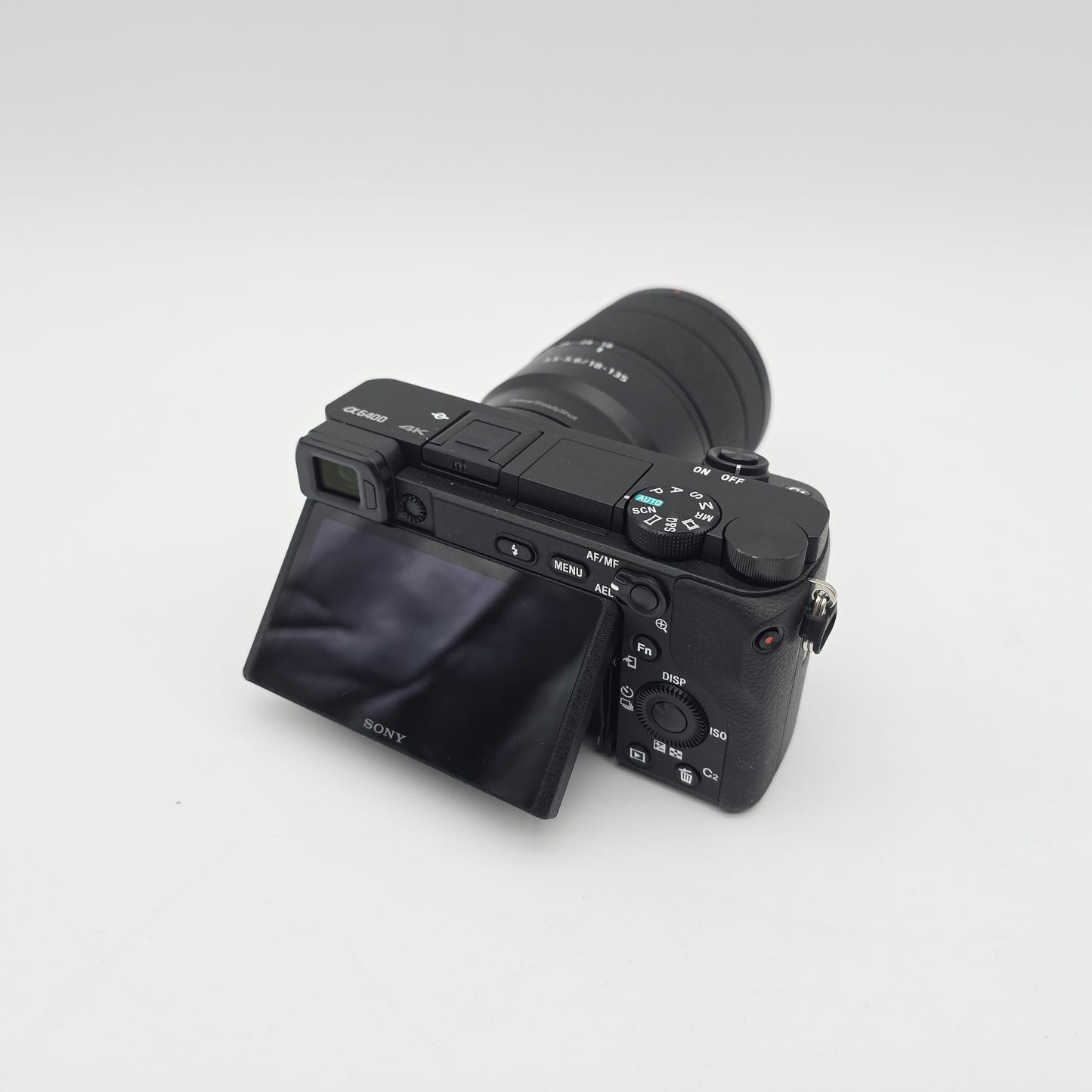 Sony Alpha a6400 Mirrorless Camera, Auto-Focus, 4k Video, Flip Screen, w/18-135mm Lens