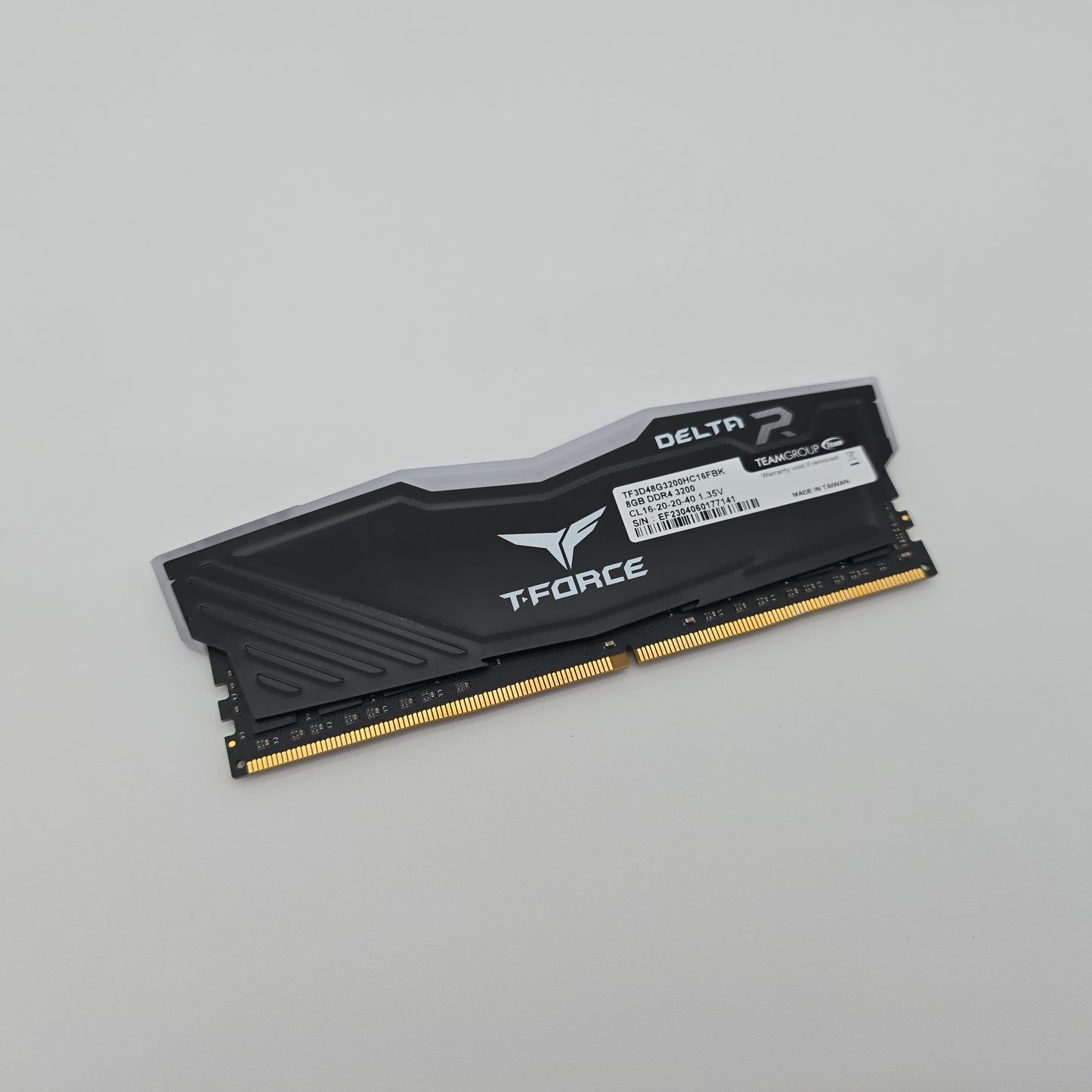8GB RAM TForce DDR4 3200MHz, CL16-20-20-40, Like New Single RAM Stick