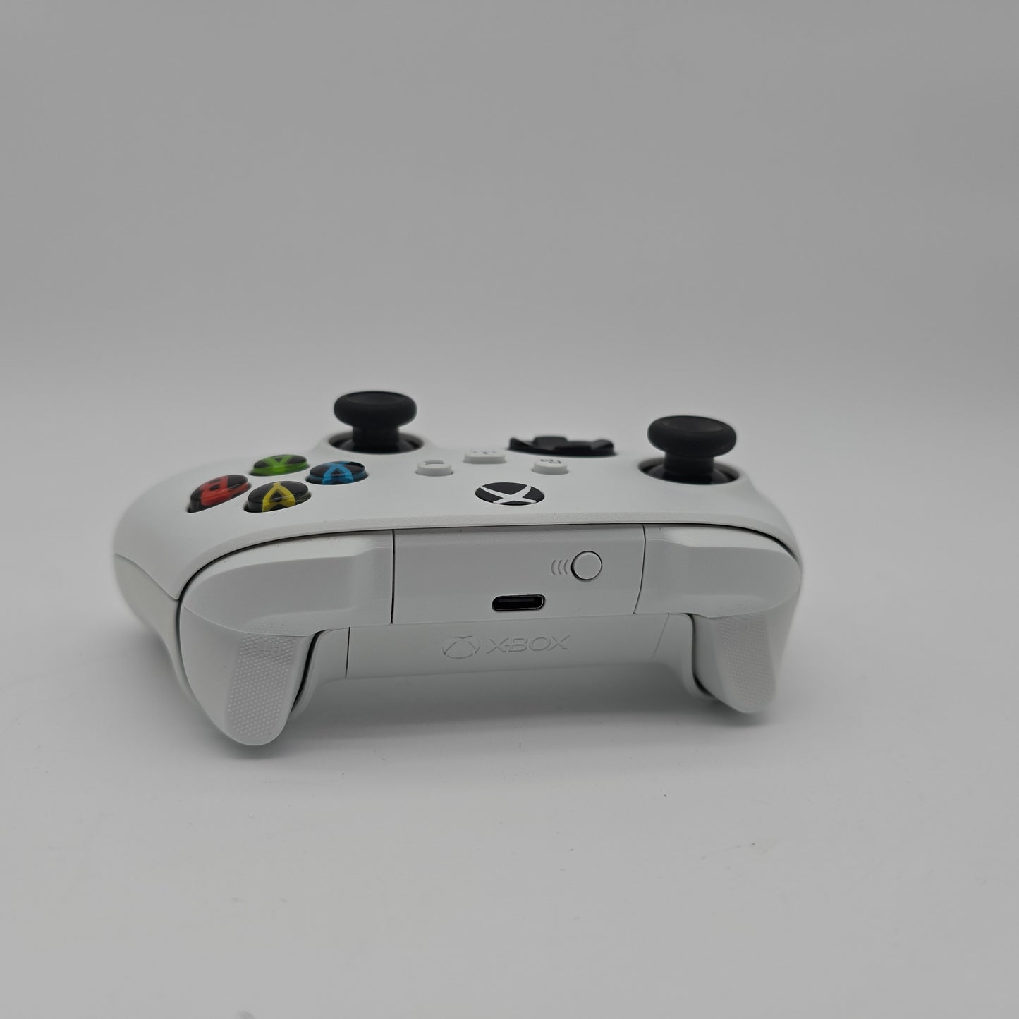 Microsoft Xbox Wireless Controller White, Official Microsoft OEM Controller for Series X and Series S or PC