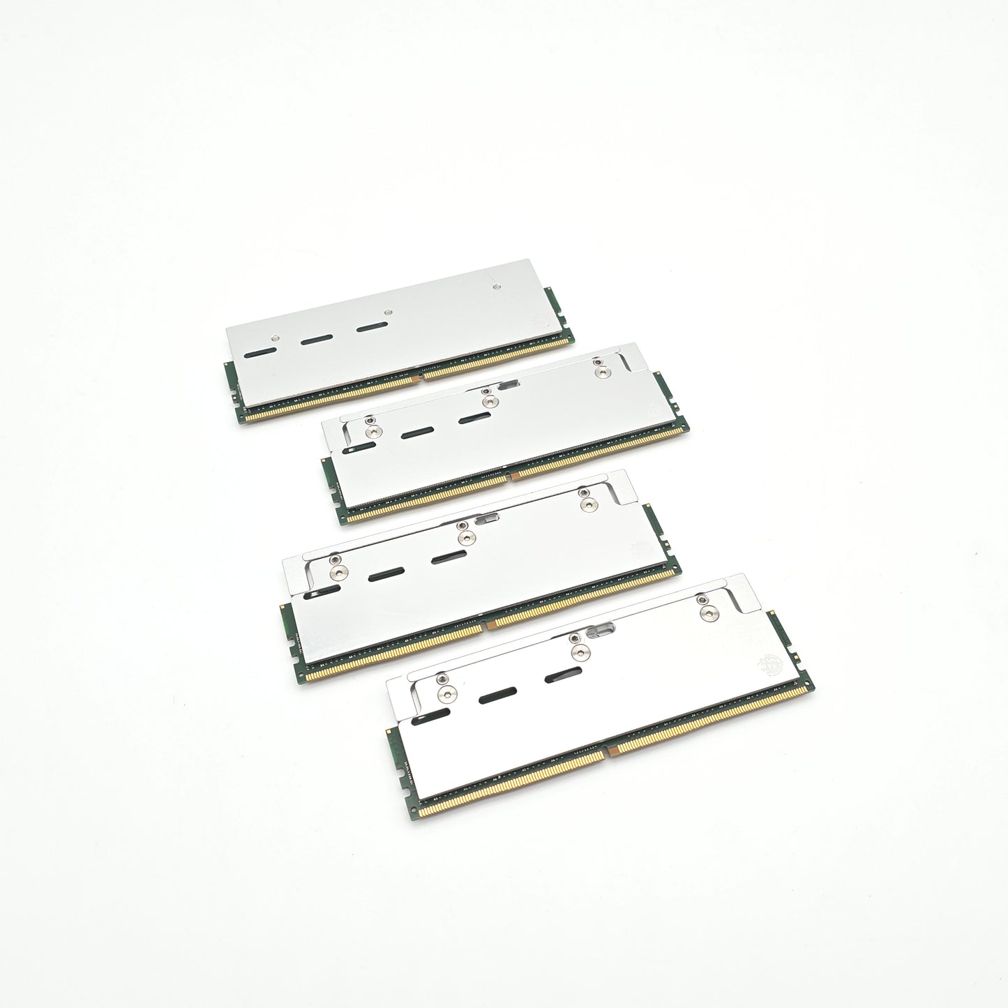 128GB ADATA DDR5 RAM, 4x32GB, 4800MHz ECC RDIMM Desktop Workstation Memory with Silver Bitspower DDR5 Memory Heatsink