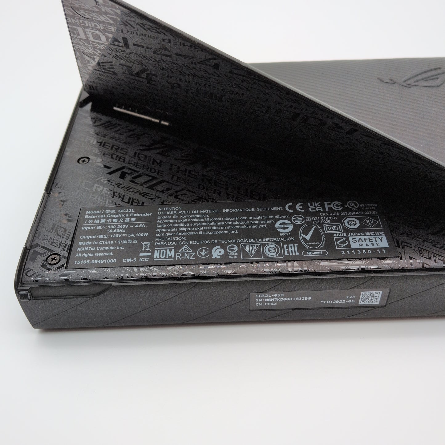 ASUS ROG XG Mobile Radeon RX 6850M XT 12GB External Graphics Card GPU AMD