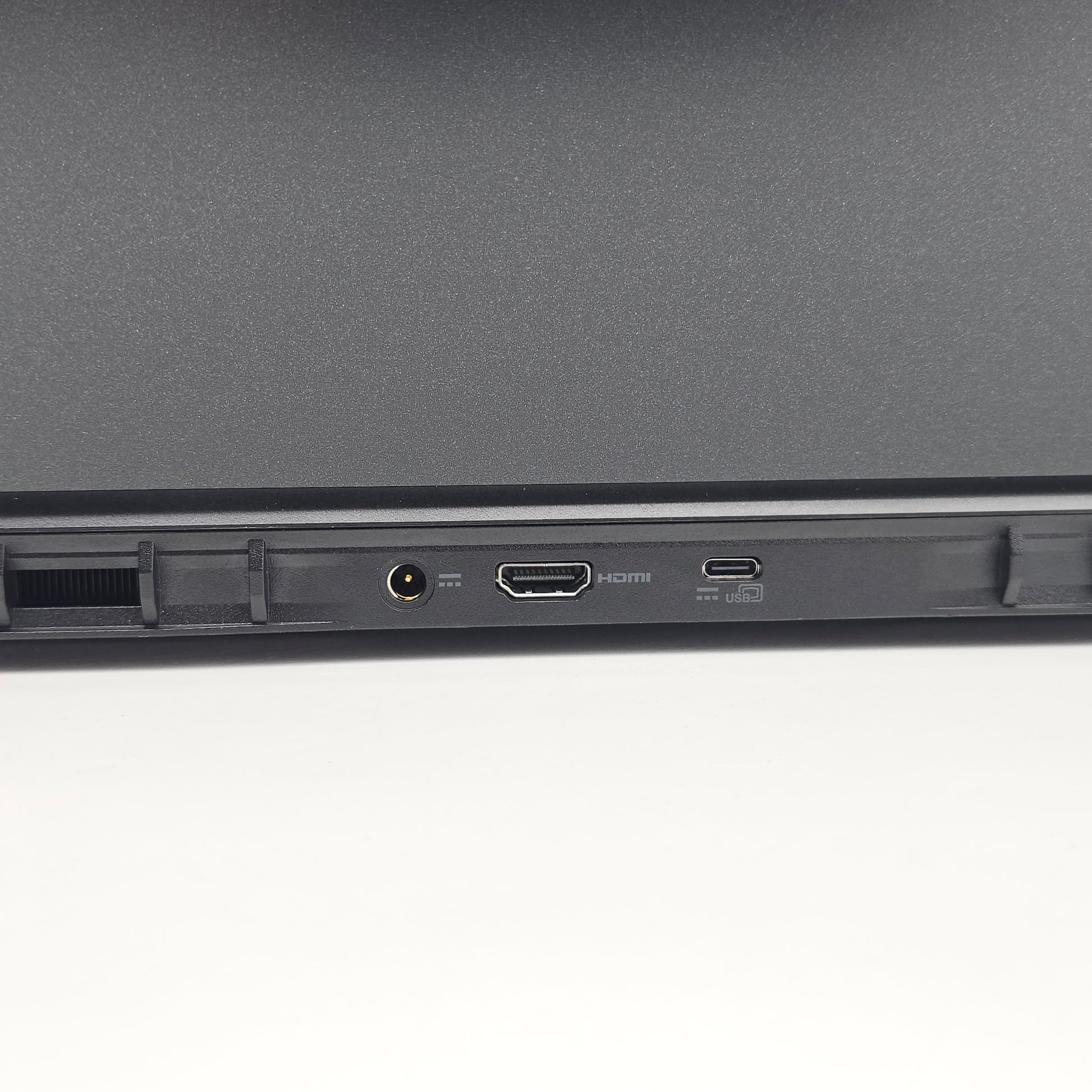 Acer Nitro V 16 AI, RTX 5050, AMD Ryzen 5, 16GB DDR5, 1.5TB NVMe, 16" WUXGA 180Hz Screen, Windows Gaming Laptop