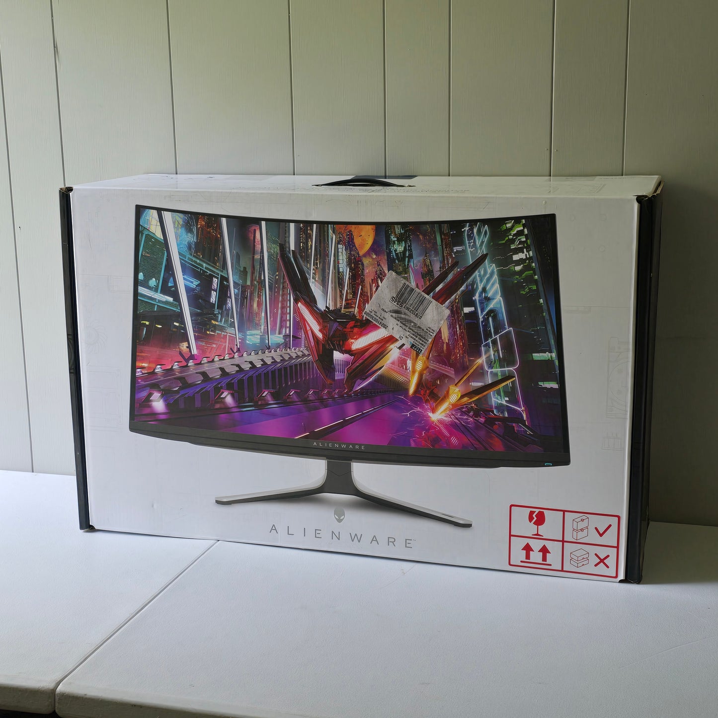 Alienware AW3225QF 32" 4K QD-OLED Curved Gaming Monitor, 240Hz, G-Sync, 0.03ms