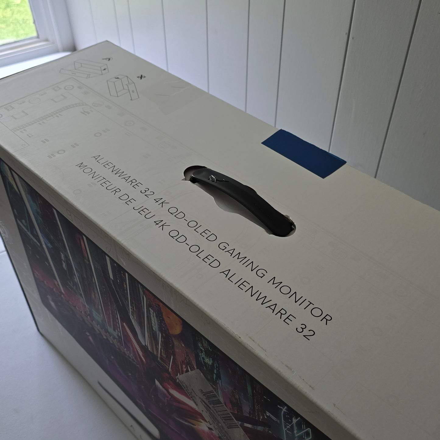 Alienware AW3225QF 32" 4K QD-OLED Curved Gaming Monitor, 240Hz, G-Sync, 0.03ms
