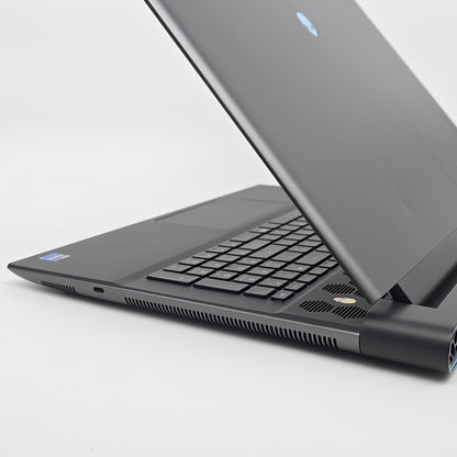 Alienware M18, RTX 4090, Intel i9-13980HX, 64GB DDR5, 4TB NVMe, 18" QHD 240Hz Gaming Laptop