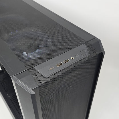 RX 6800 XT, Ryzen 7 7700X, 32GB DDR5, 2TB NVMe, Custom Lian Li RGB Gaming PC
