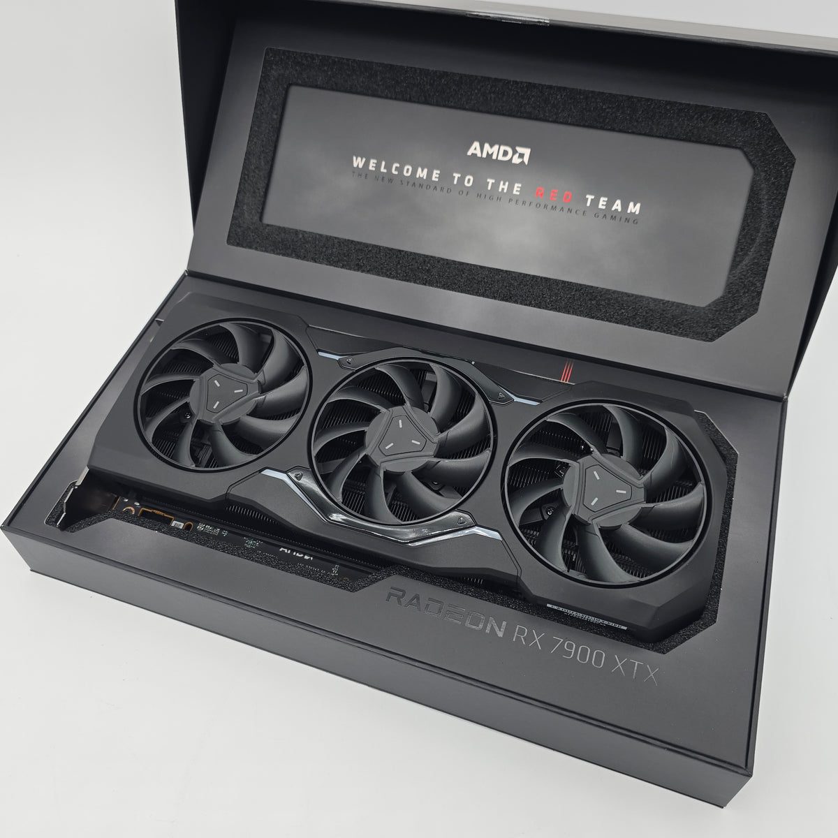 RX 7900 XTX Reference Edition 24GB, AMD Radeon Gaming Graphics 