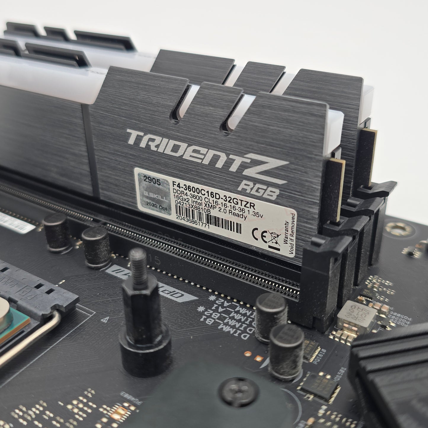 ASUS ROG STRIX B550-F Gaming WiFi, Ryzen 9 5900X, 32GB DDR4 G.Skill TridentZ RGB RAM, Gaming PC Combo