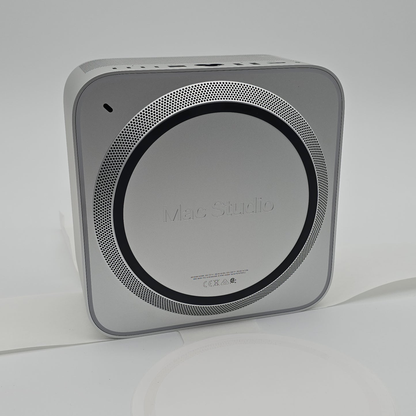 Apple Mac Studio M3 Ultra, 256GB RAM, 1TB SSD, 28C CPU, 60C GPU