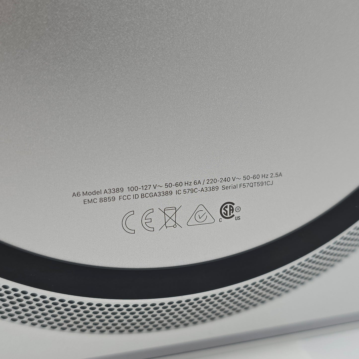 Apple Mac Studio M3 Ultra, 256GB RAM, 1TB SSD, 28C CPU, 60C GPU