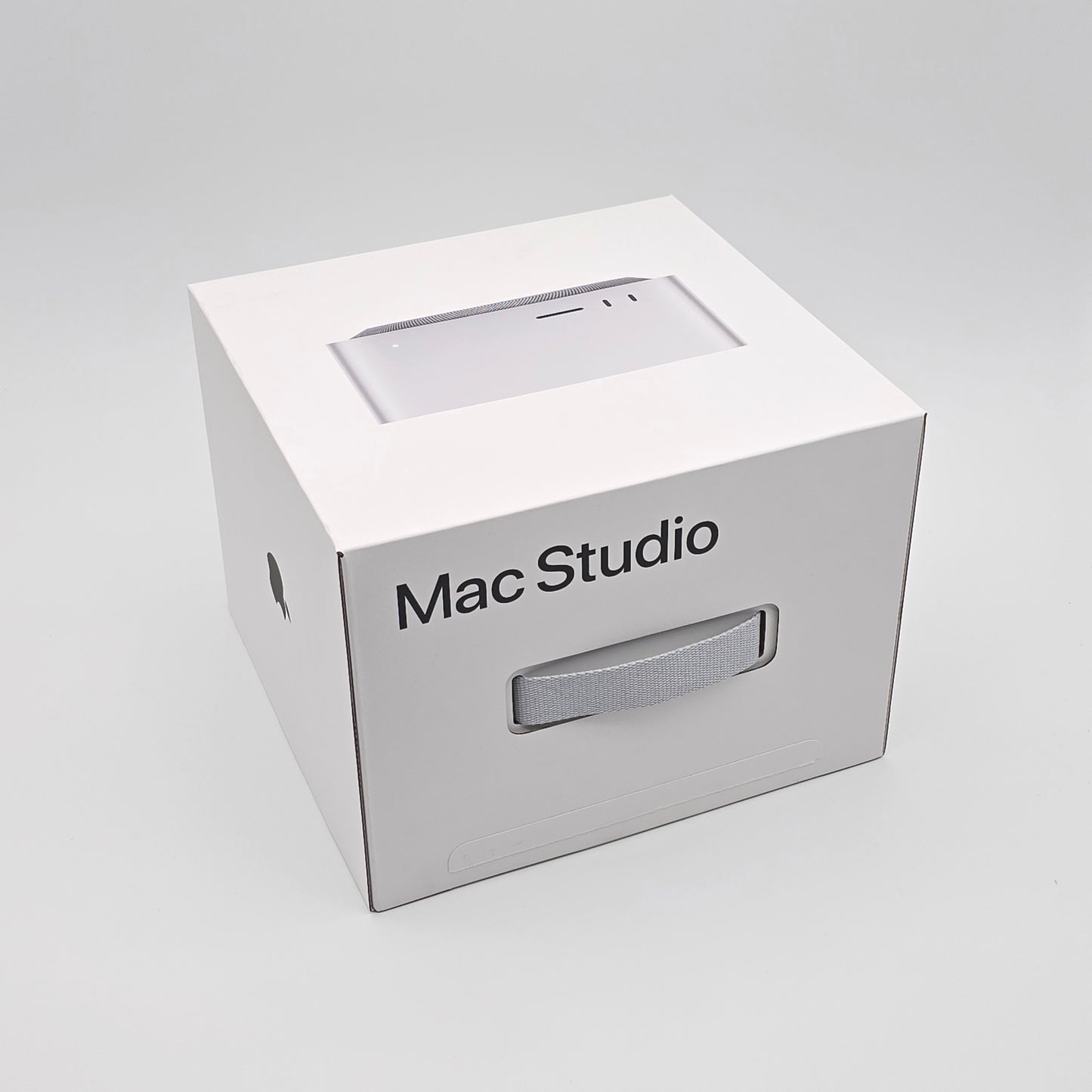 Apple Mac Studio M3 Ultra, 256GB RAM, 1TB SSD, 28C CPU, 60C GPU