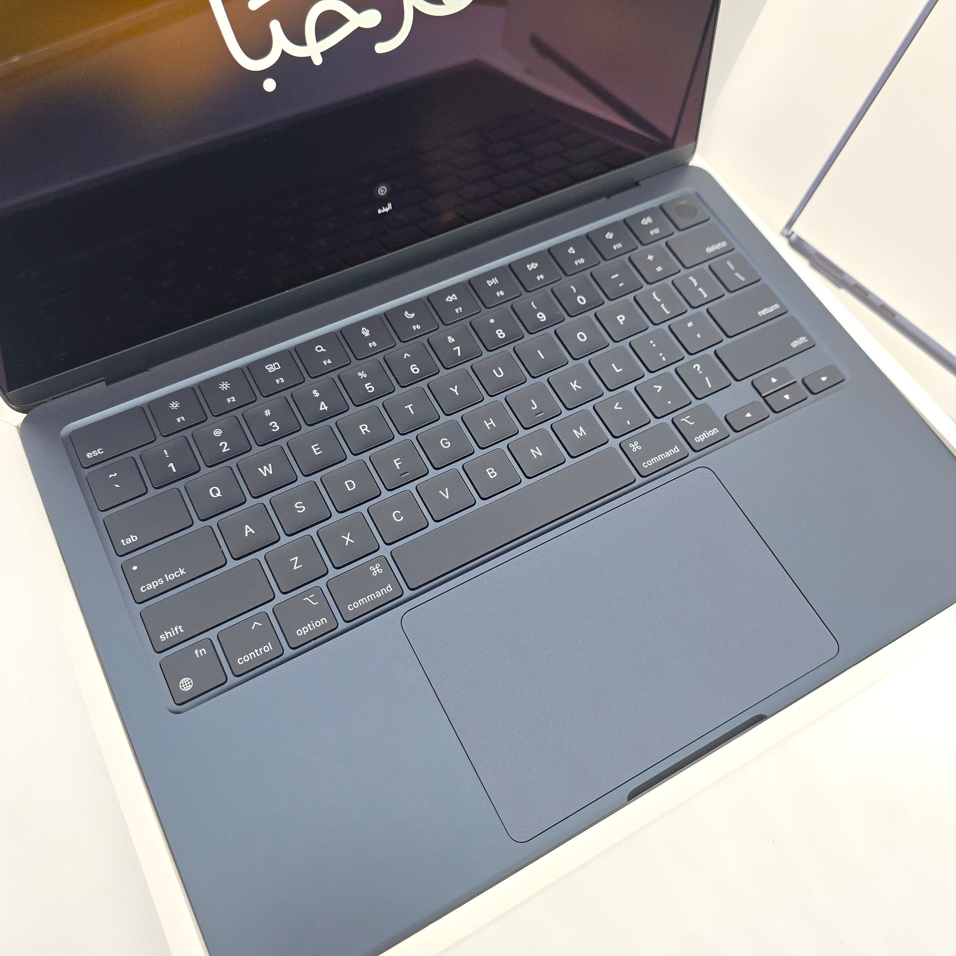 Macbook Air M2, Midnight Blue, 8GB RAM, 256GB SSD – MBPC