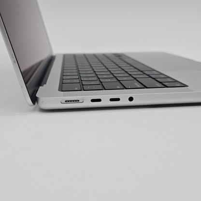 Apple Macbook Pro 14" 2024, M4 Chip, 16GB DDR5, 512GB NVMe, 14.2" Retina Display, Apple Workstation Laptop