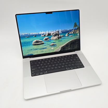 Apple Macbook Pro 16 M4 Max CPU, 48GB DDR5, 1TB NVMe, 16" Retina Display Laptop