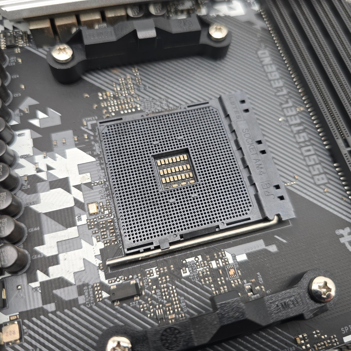 ASRock B550 Steel Legend, Socket AM4, ATX Desktop Gaming Motherboard