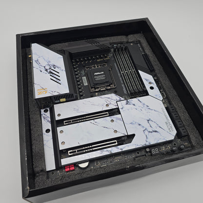 ASRock X670E Taichi Carrara, Socket AM5 EATX AMD Gaming Motherboard