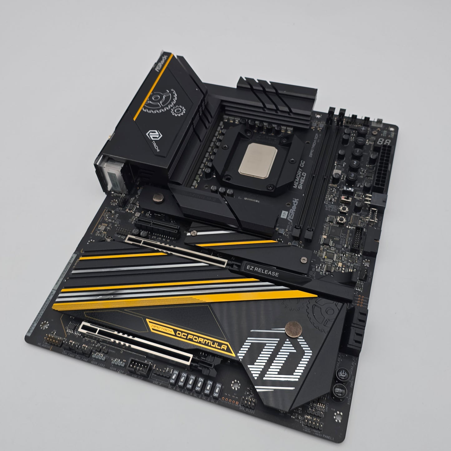 ASROCK Z890 Taichi OCF, LGA 1851 Gaming Motherboard, Intel Core Ultra 7 265K Processor CPU Combo