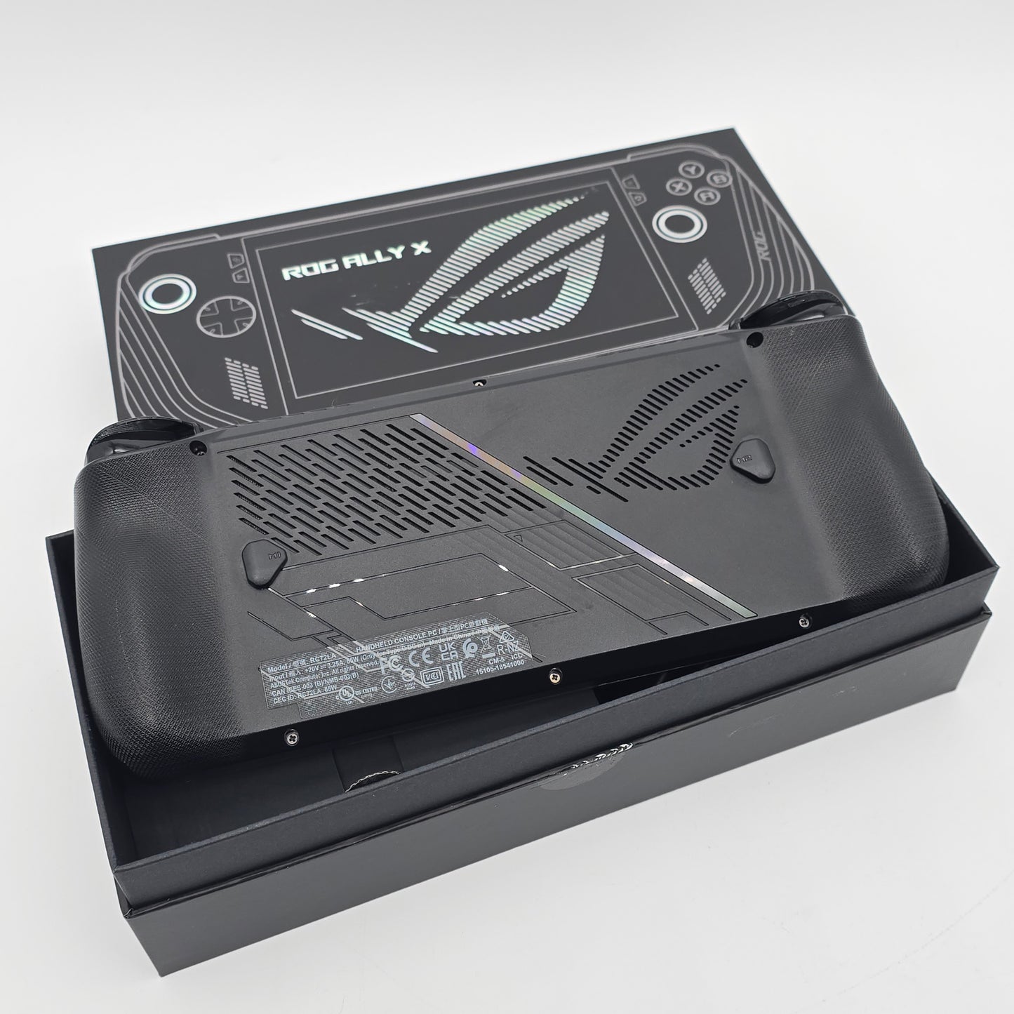 ASUS ROG ALLY X 1TB+1TB MicroSD, 24GB, 120Hz 7" Handheld Gaming PC Console