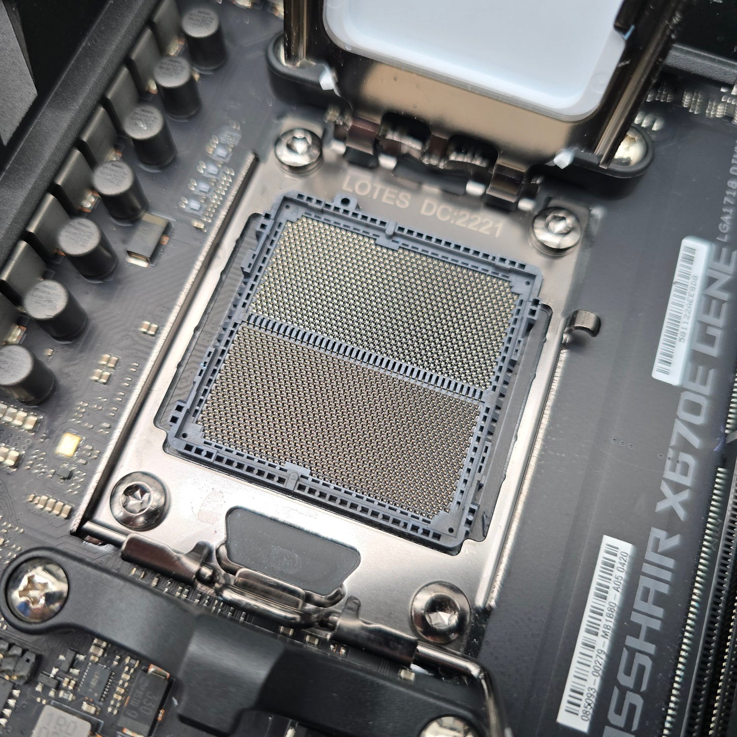ASUS ROG Crosshair X670E Gene, AMD Socket AM5, ATX Desktop Gaming Motherboard