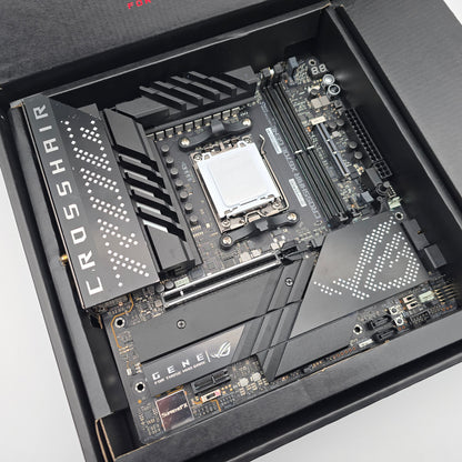 ASUS ROG Crosshair X670E Gene, AMD Socket AM5, ATX Desktop Gaming Motherboard