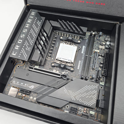 ASUS ROG Crosshair X670E Gene, AMD Socket AM5, ATX Desktop Gaming Motherboard