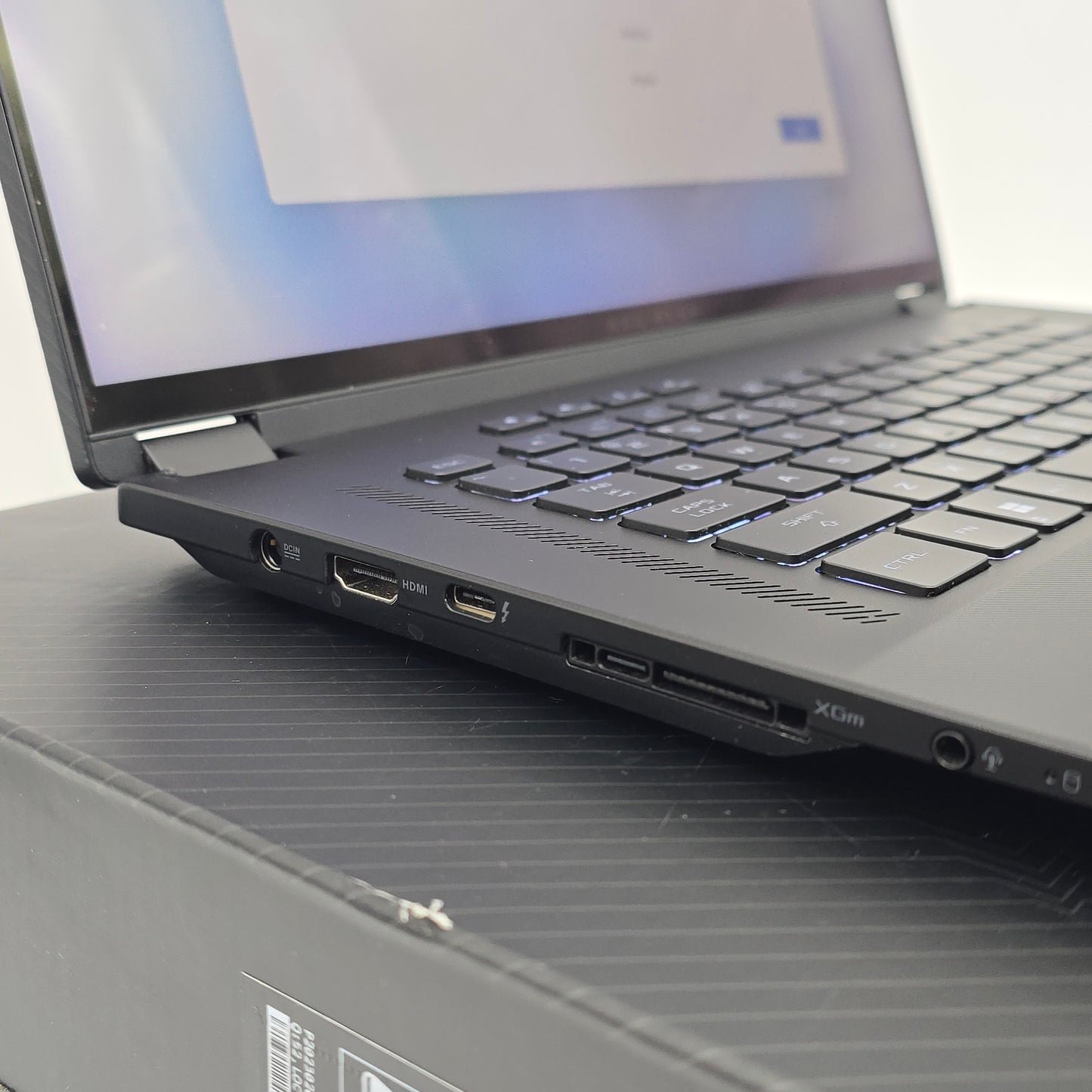 ASUS ROG FLOW X16, NVIDIA RTX 4070, Intel i9-13900H, 32GB DDR5, QHD+ 240HZ OLED Gaming Laptop