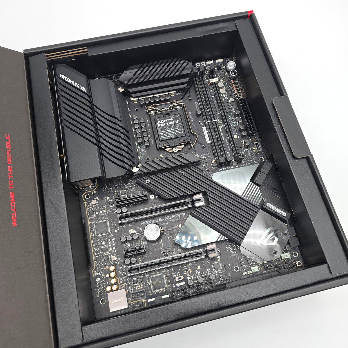 ASUS ROG Maximus XII Apex, Intel LGA 1200 Socket ATX Gaming Motherboard