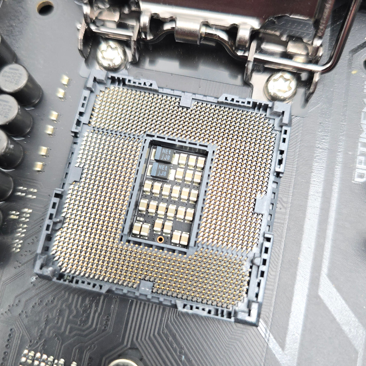 ASUS ROG Maximus XII Extreme, Intel LGA1200 Socket EATX Gaming Motherboard