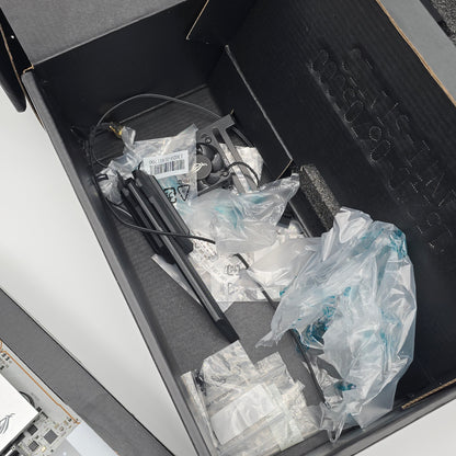 ASUS ROG Z790 Maximus Apex White, Intel Socket Type LGA 1700 Gaming Motherboard