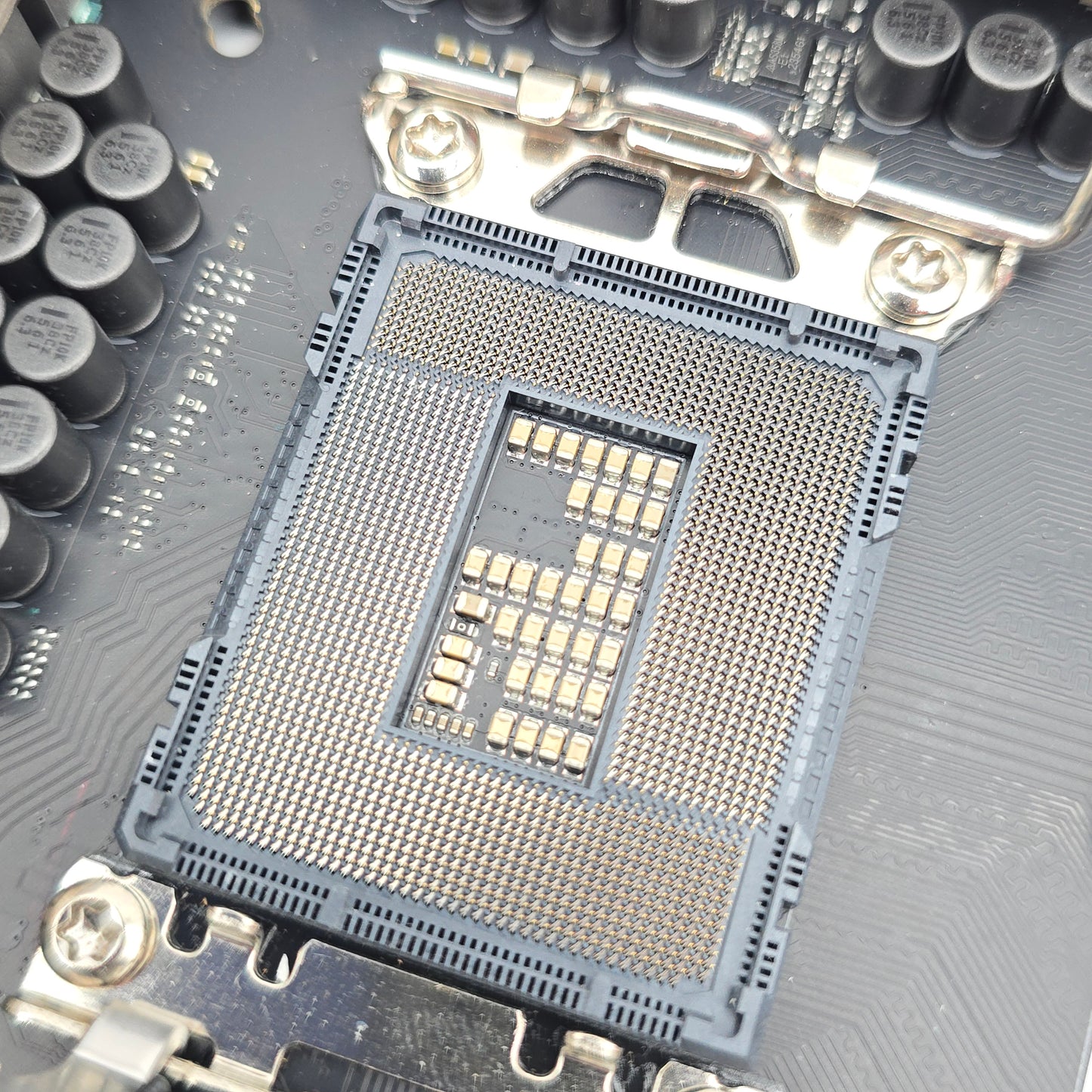 ASUS ROG Maximus Z790 Formula, Socket LGA1700, Desktop Gaming Motherboard