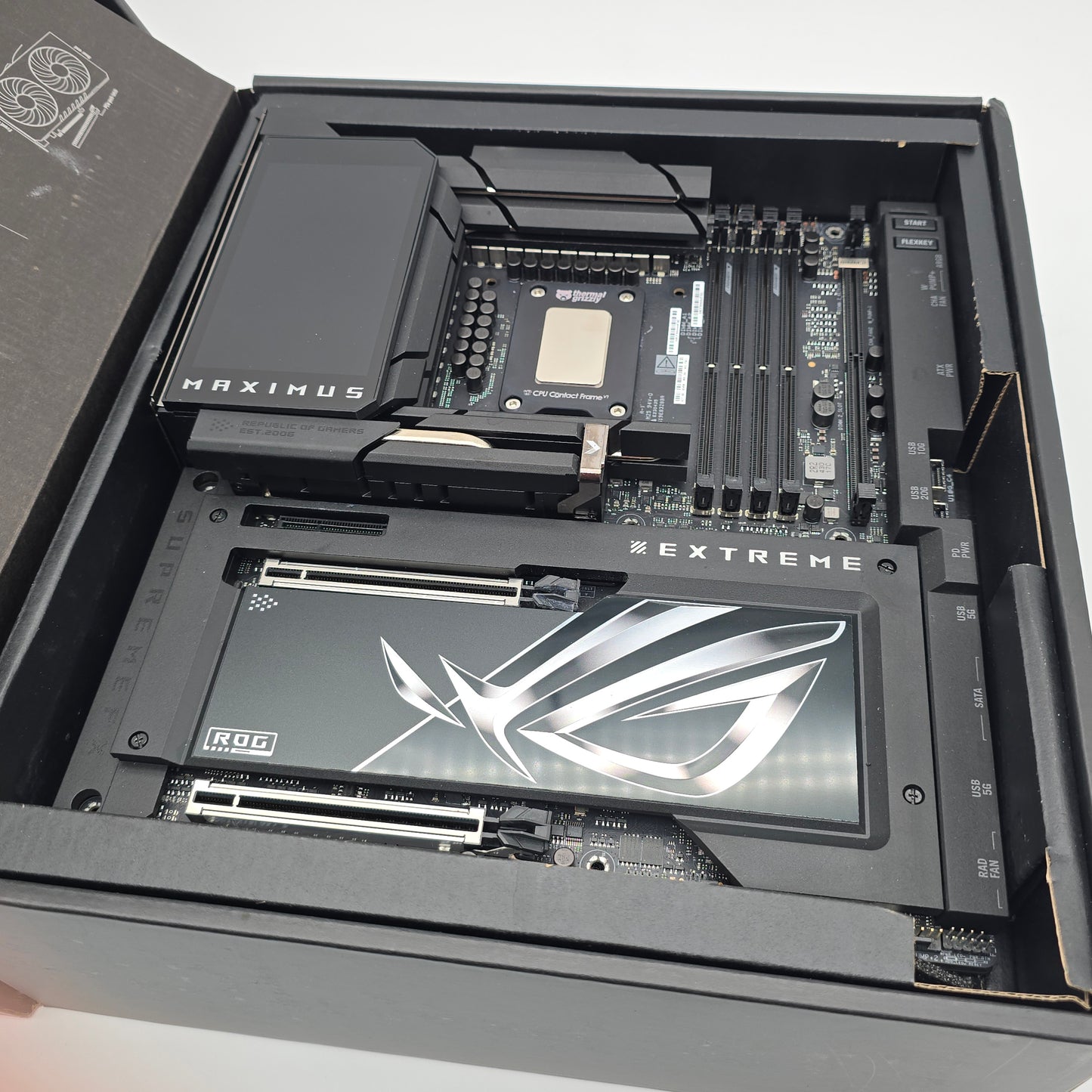 ASUS ROG Maximus Z890 Extreme Gaming Motherboard, Intel Core Ultra 9 285K Gaming Processor CPU COMBO