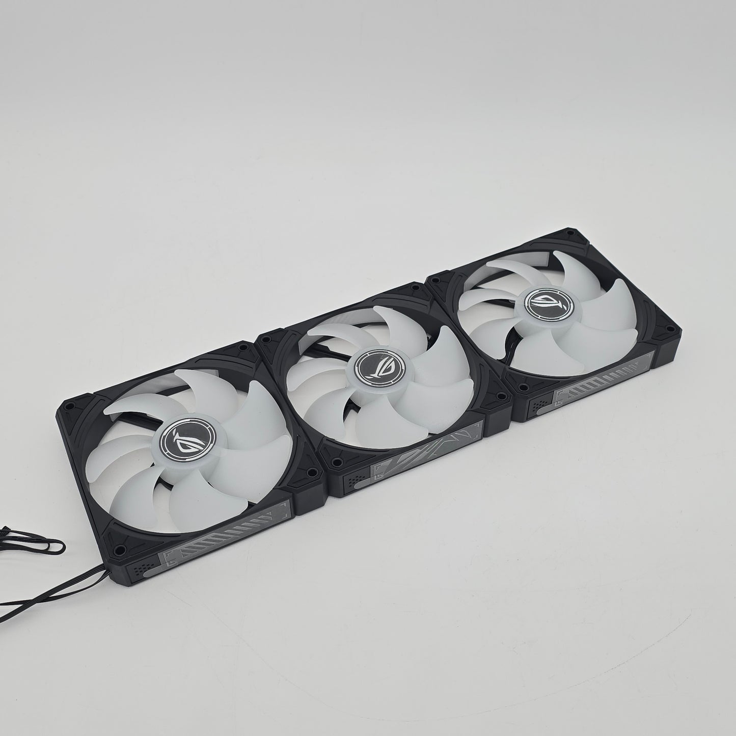 ASUS ROG RYUO IV 12C RGB Fans, 120mm PWM RGB-Addressable, for ASUS ROG RYUO IV Liquid Coolers