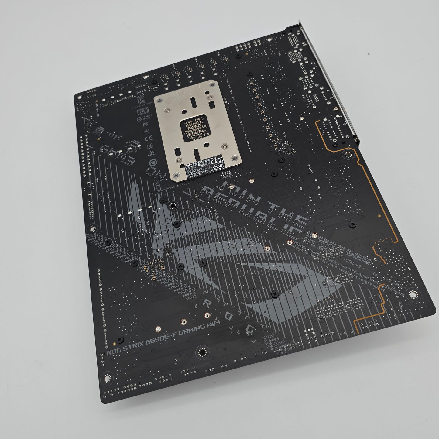 ASUS ROG STRIX B650E-F Gaming WiFi, Socket AM5, ATX Desktop Gaming Motherboard