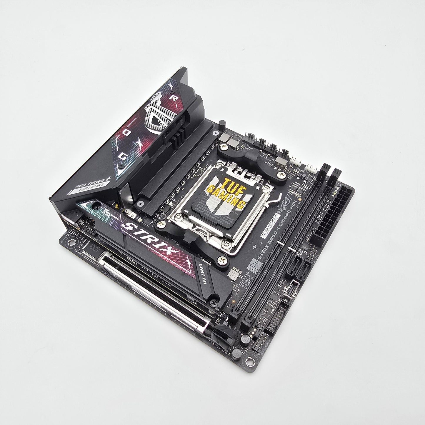 ASUS ROG STRIX B850-I Gaming WiFi, Socket AM5 Mini ITX AMD Gaming Motherboard