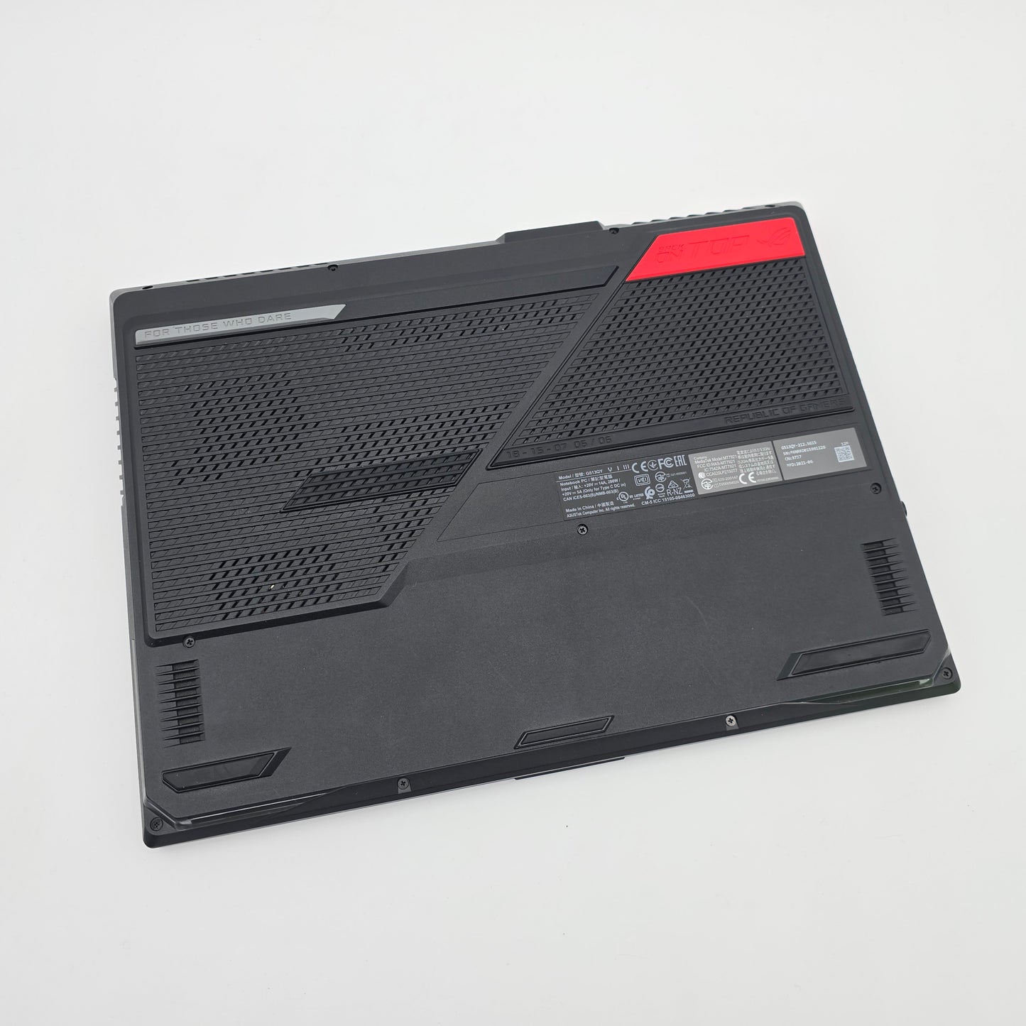 ASUS ROG STRIX G15 Advantage Edition, RX 6800M, Ryzen 9 5900HX, 16GB DDR4, 512GB NVMe, 15.6" 1080p 300Hz, Windows Gaming Laptop