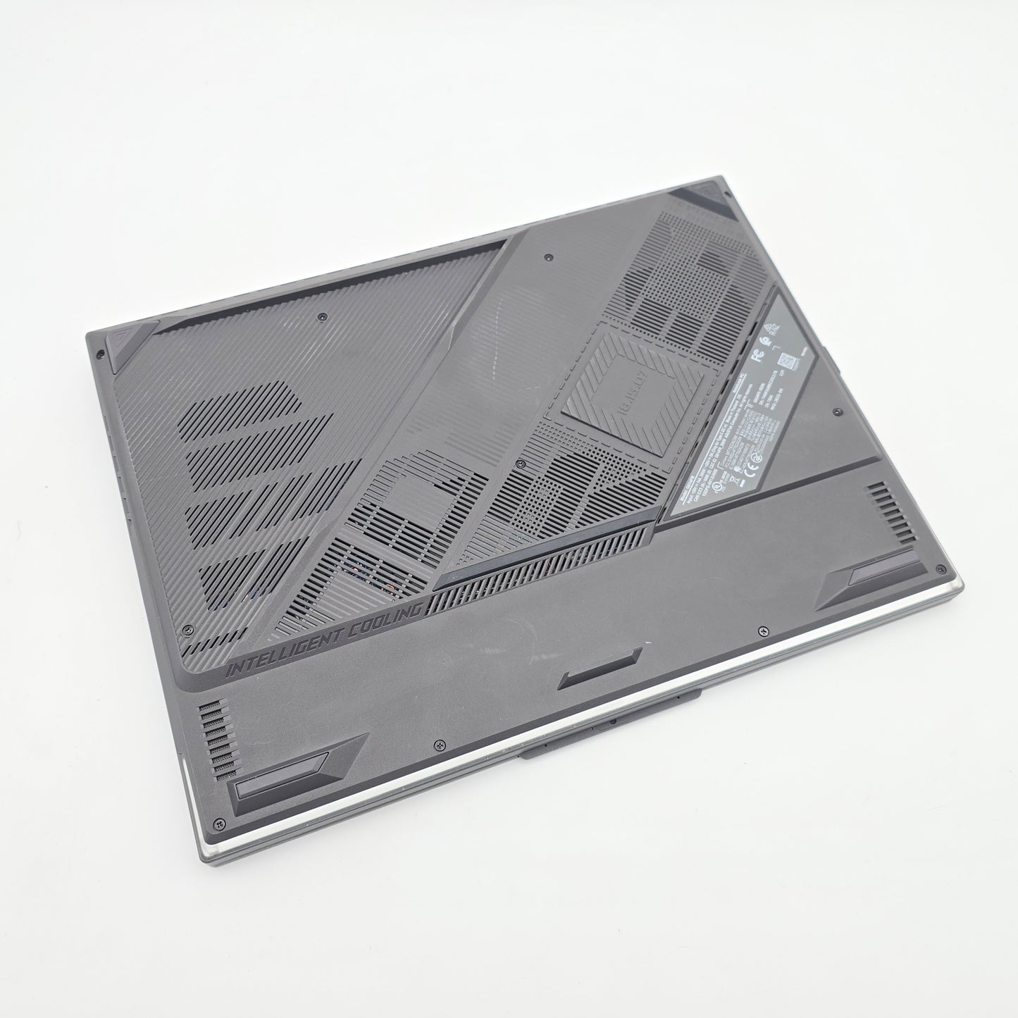 ASUS ROG STRIX G16, RTX 5070 Ti, Ryzen 9 9955HX3D, 32GB DDR5, 5TB NVMe SSD, 16" QHD+ 240Hz, Windows Gaming Laptop