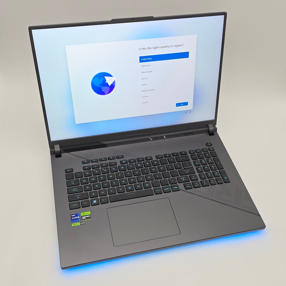 ASUS ROG Strix G18 (G814), RTX 4080, Intel Core i9-14900HX, 32GB DDR5, 18" WQXGA 240Hz, Windows Gaming Laptop
