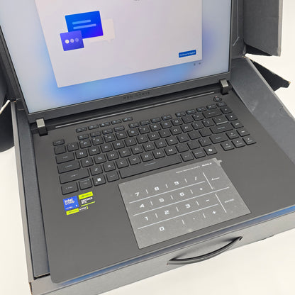 ASUS ROG STRIX SCAR 16 2025, NVIDIA RTX 5090, Intel Ultra 9 275HX, QHD+ 240Hz Gaming Laptop