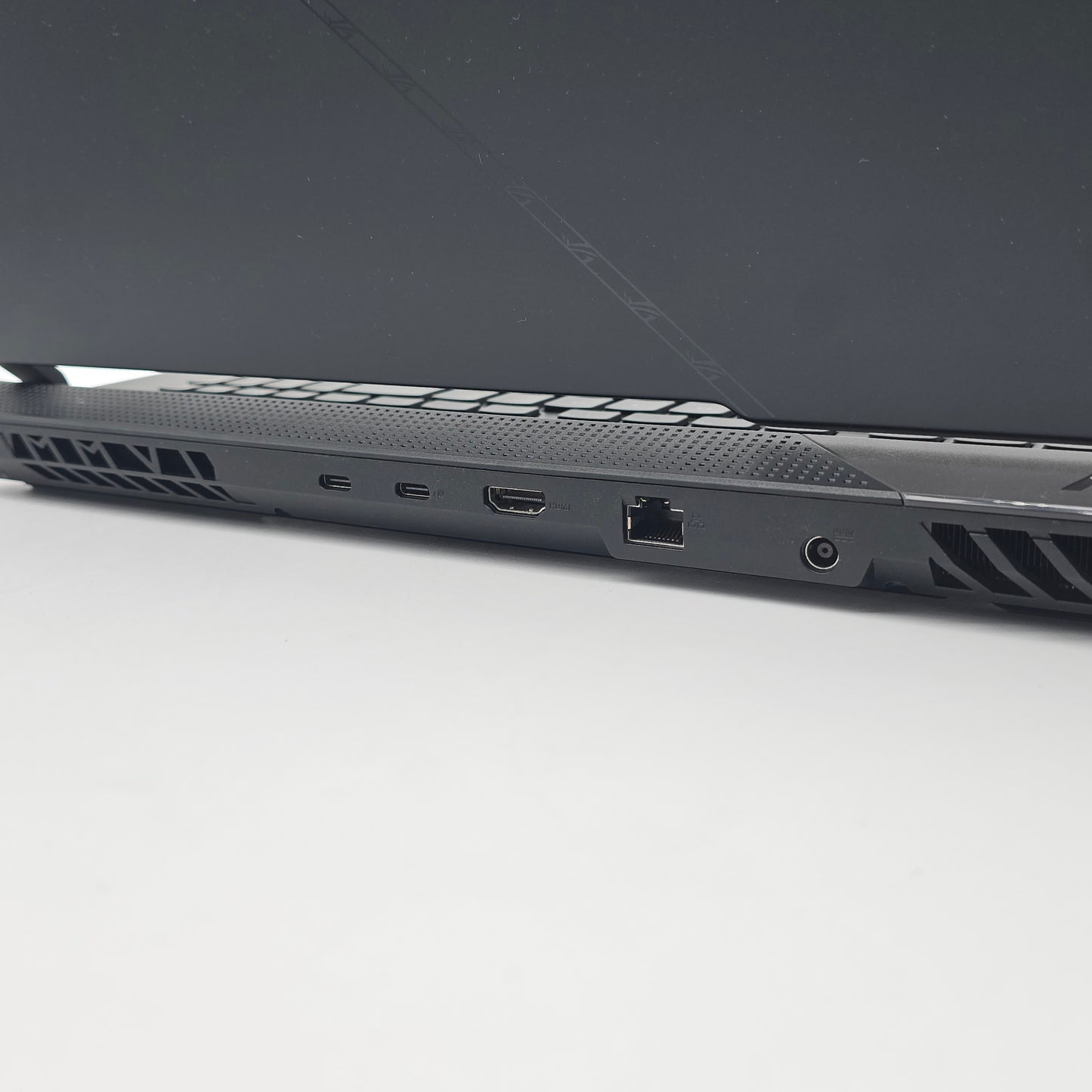 ASUS ROG STRIX SCAR 17, RTX 4090, Ryzen 9 7945HX CPU, 32GB DDR5, 1TB NVMe SSD, 17.3" QHD+ 240Hz Display, Windows Gaming Laptop