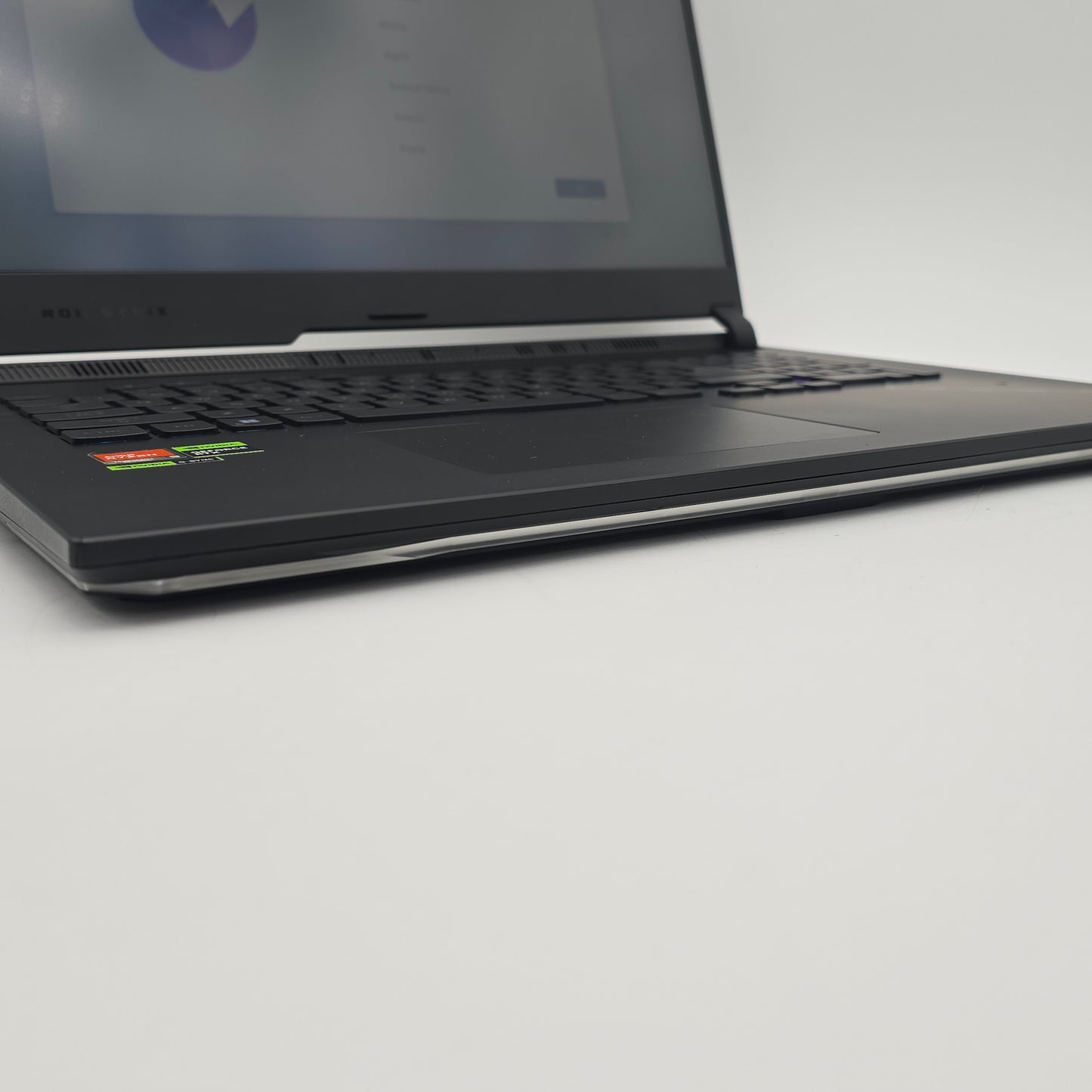 ASUS ROG STRIX SCAR 17, RTX 4090, Ryzen 9 7945HX CPU, 32GB DDR5, 1TB NVMe SSD, 17.3" QHD+ 240Hz Display, Windows Gaming Laptop